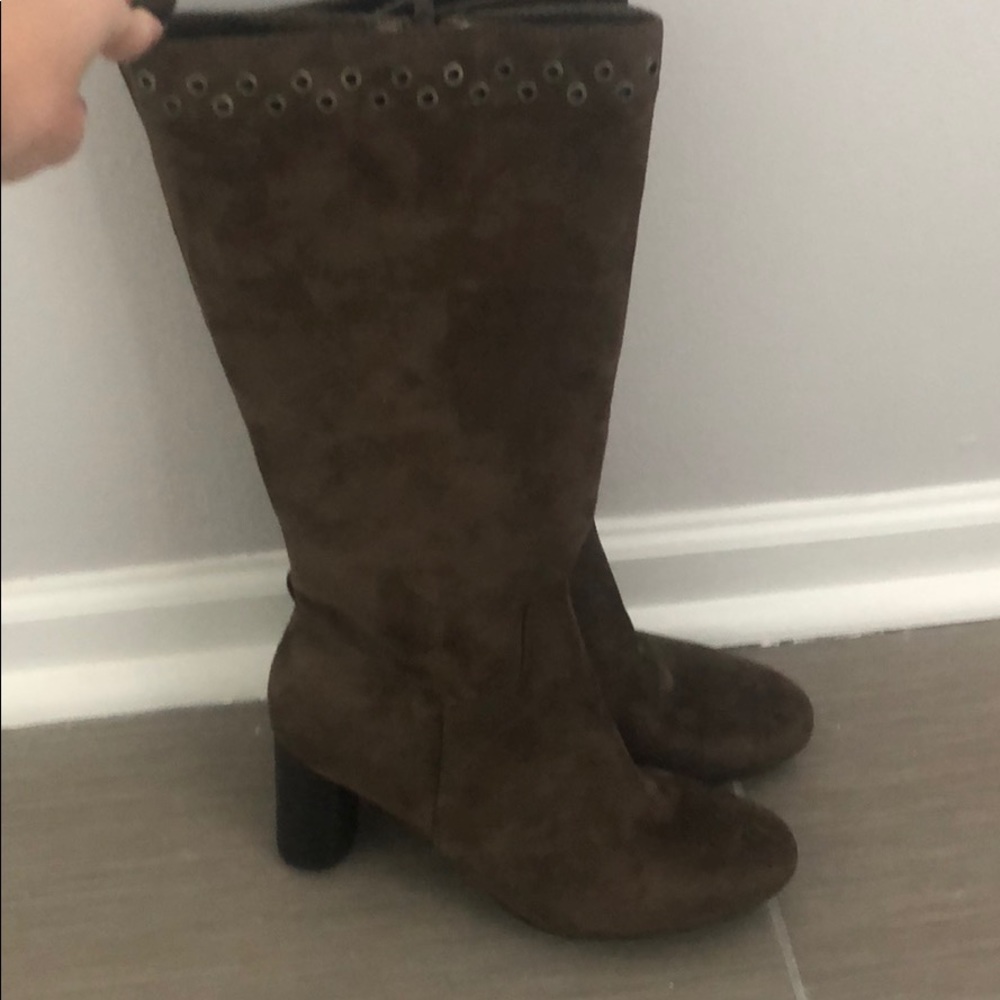 Women’s Brown Boots NEW WITH TAGS
